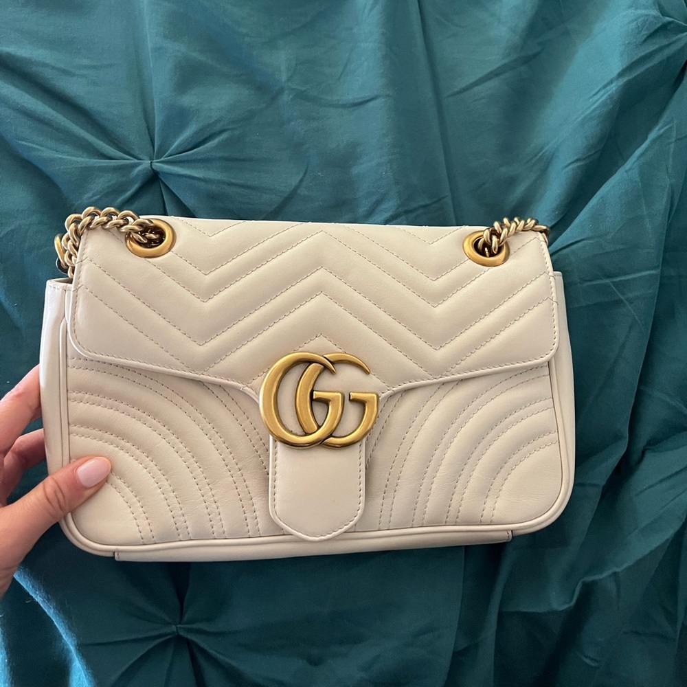 Gucci GG Marmont matelassé shoulder bag